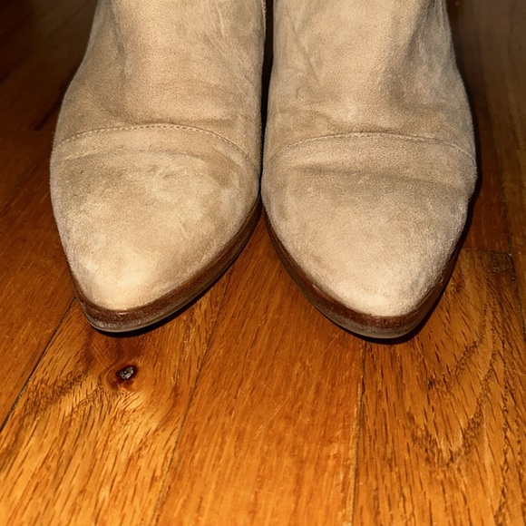 Italeau Booties - Picture 10 of 10